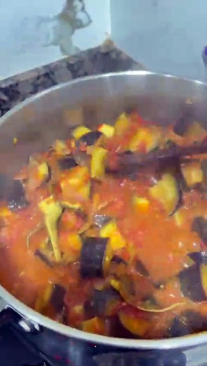 🥘 مين مثلي بيعشق طعم مسقعة الباذنجان؟ 😋