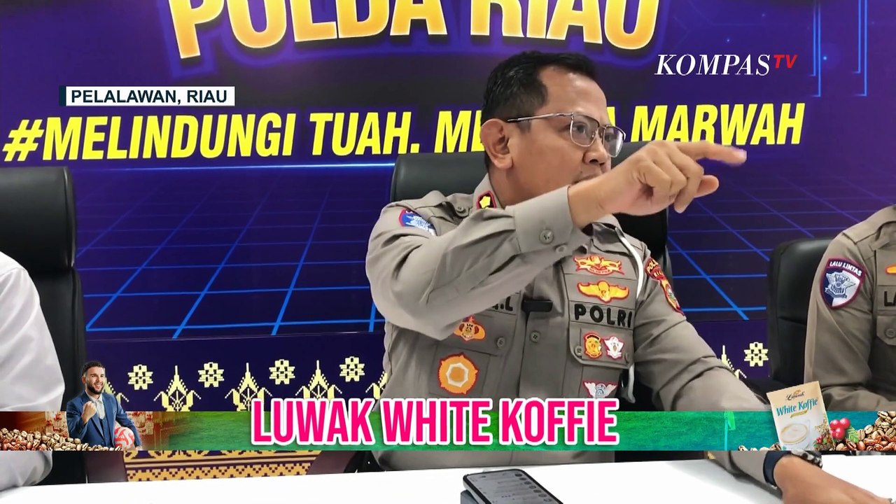 Kecelakaan Maut Mobil vs Ambulans di Riau: 2 Orang Tewas, 6 Luka-Luka