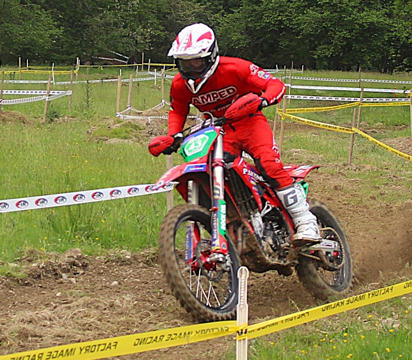 Saintswell Enduro Centre hold annual Chicken Run Sprint Enduro