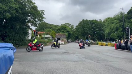 Watch as hundreds of bikers take part in Isle of Man TT 2025 Legacy Lap