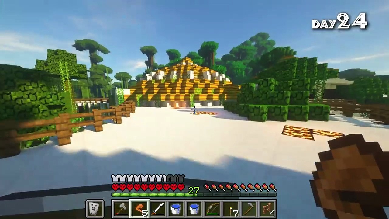 I Survived 100 Days Hardcore Minecraft in Jurassic Park and this is What Happened