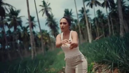 Zouhair Bahaoui Ft Hind Ziadi - Follow (EXCLUSIVE Music Video)(480P)