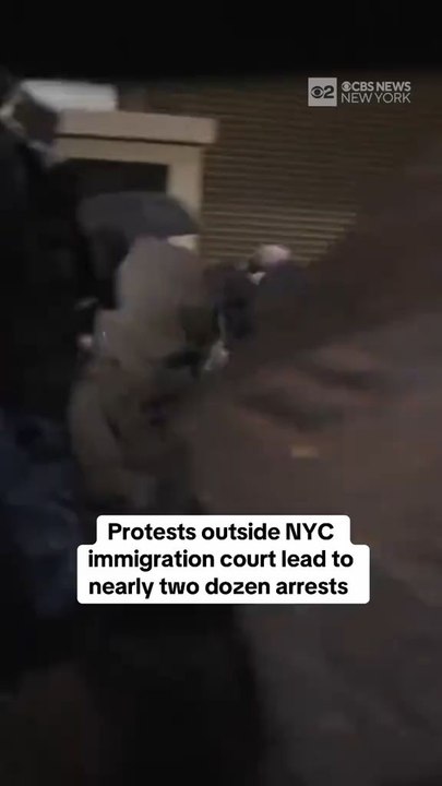 20 Arrested at NYC #Immigration Protest Over Student’s ICE Detention#japdmedia #NYC #ICE #ProtestClick the link below to follow japdmedia on Instagram and stay connected!https://www.instagram.com/japdmedia?igsh=N28yZ3ZraGNibnVl