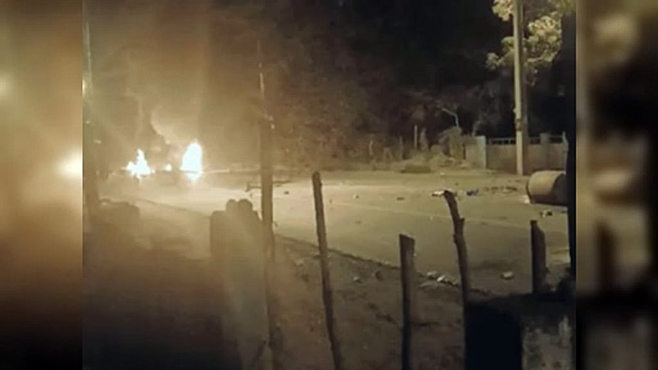 Residentes en Maimón protestan por asfaltado de calles