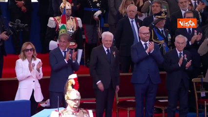 2 Giugno, il siluro "maiale" sfila alla parata tra gli uomini rana dell'Esercito