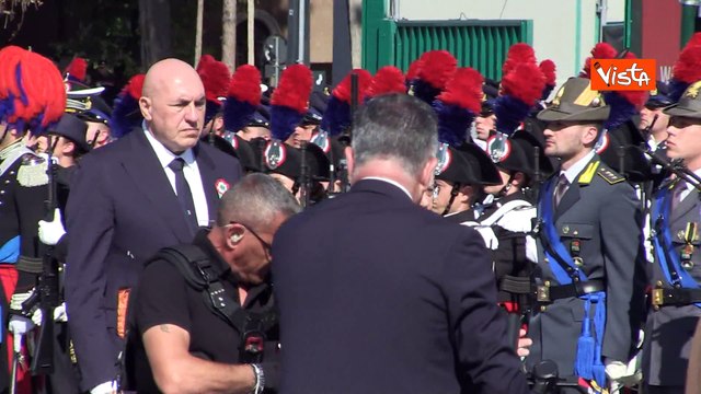 Festa della Repubblica, Mattarella e Meloni rendono omaggio all'Altare della Patria
