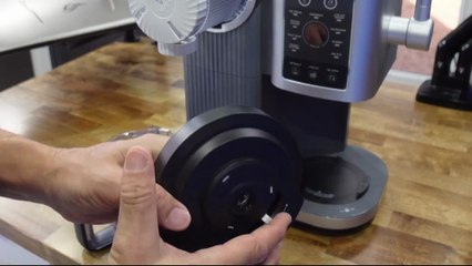 Ninja Swirl Pint Container Stuck? Try This