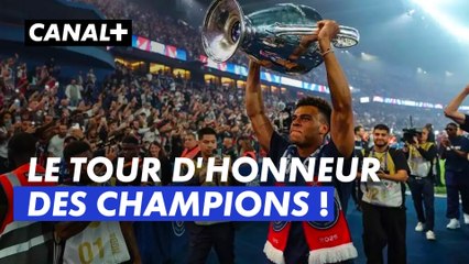Le tour d'honneur des Champions d'Europe - Le Parc fête ses rois