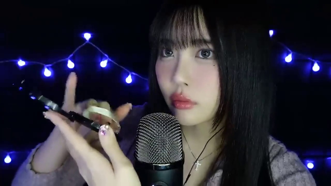 Relaxing“Korean Makeup ASMR 💄✨ Soft Sounds & Gentle Taps to Help You Sleep”