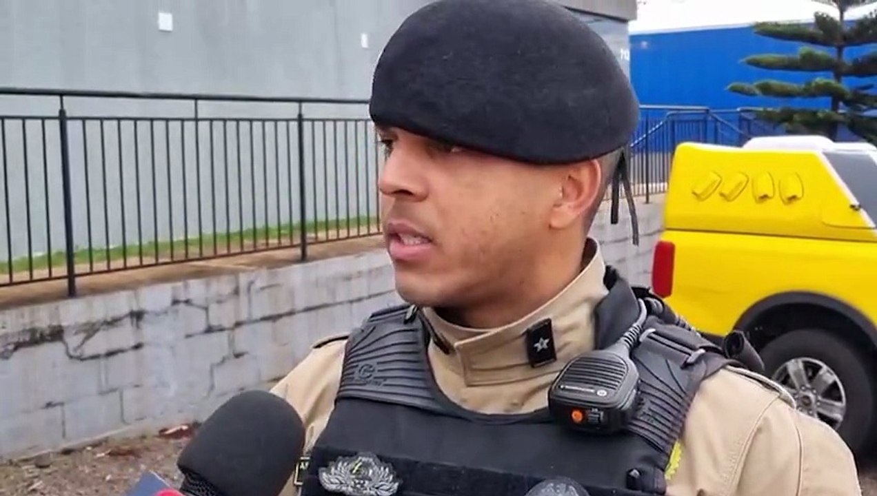 Oficial da PM dá detalhes de operação conjunta que resultou em apreensão milionária de cigarros e celulares