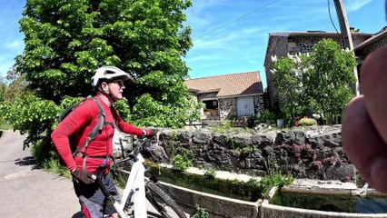 Des martegaux sur le chemin Stevenson en vélo