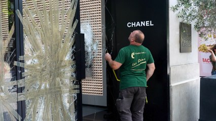 PSG : magasins pillés, vitrines brisées... la gueule de bois des commerçants à Paris