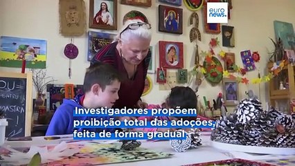 Suécia instada a acabar com adoções internacionais após casos de tráfico infantil