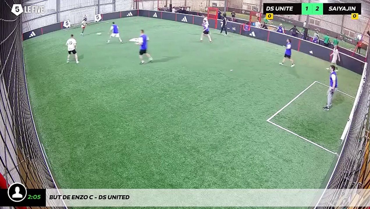 But de Enzo C - Ds United