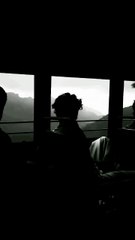 Use Headphon 🎧🖤