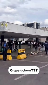 PMs usam spray de pimenta em ambulantes na Rodoviária do Plano Piloto