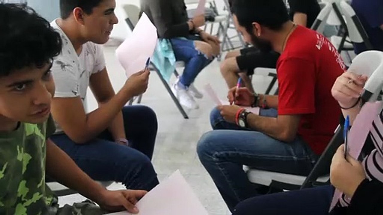 62 (Comuniación) Dictar dibujos