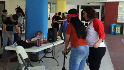 52 (Confianza) Veo con mis manos