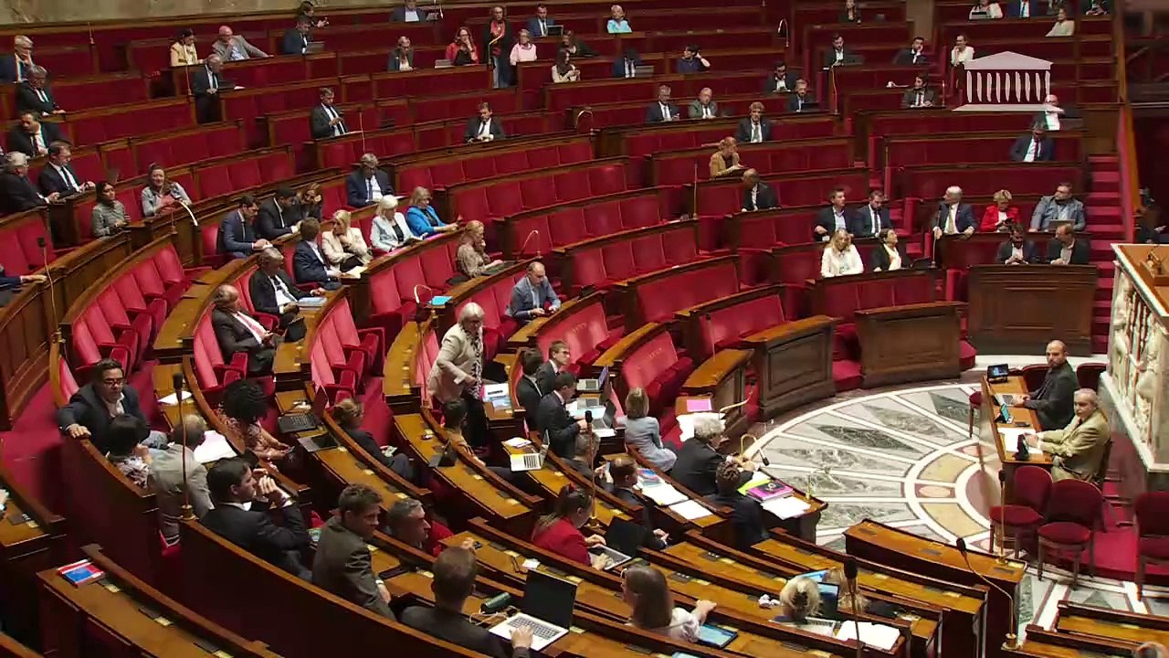 2ème séance : Garantir un cadre fiscal stable pour les micro-entrepreneurs et les petites entreprises (suite) ; Accès au logement des travailleurs des services publics - Lundi 2 juin 2025