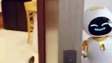 OMG! Is this the sound of the door or the Loona robot?!! #robot #eilik #energizelab #loona