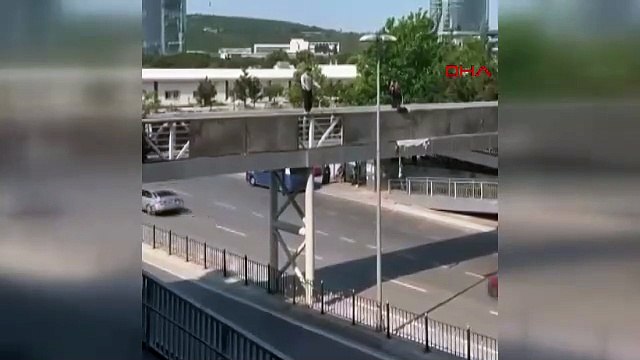 İstanbul'da sosyal medya videosu için ölümüne atlayış kamerada!