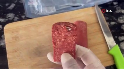 Erzincan’da şaşırtan olay! Sucuğun içinden çıkan şoke etti