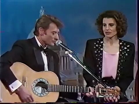 Johnny Hallyday – Loving You pour Fanny Ardant (Champs-Élysées, Antenne 2 – 22 mars 1986)