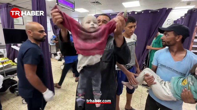 Katil İsrail yardım bekleyen Filistinlilere saldırdı: Çok sayıda ölü var