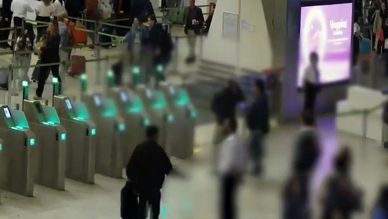 Registros en Torrejón en una operación contra una red que introducía cocaína en Barajas