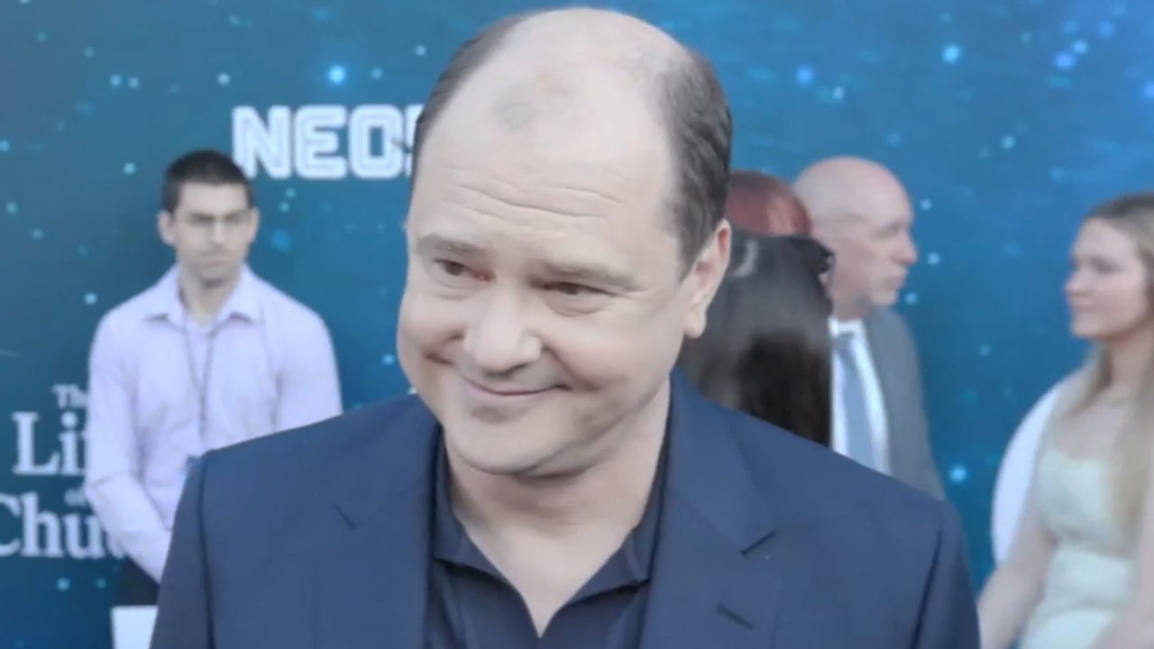 Mike Flanagan Talks 'The Life of Chuck' & Casting Summer Howell as Lead in 'Carrie' TV Series | THR Video