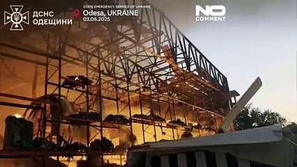 حرائق وإصابات جراء غارات روسية بالطائرات المسيّرة على أوديسا وتشيرنيهيف