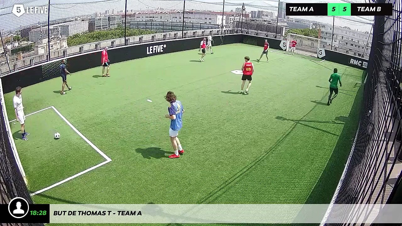 But de Thomas T - Team A