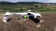 Bilecik’te eğitim uçağı tarlaya indi, ters döndü
