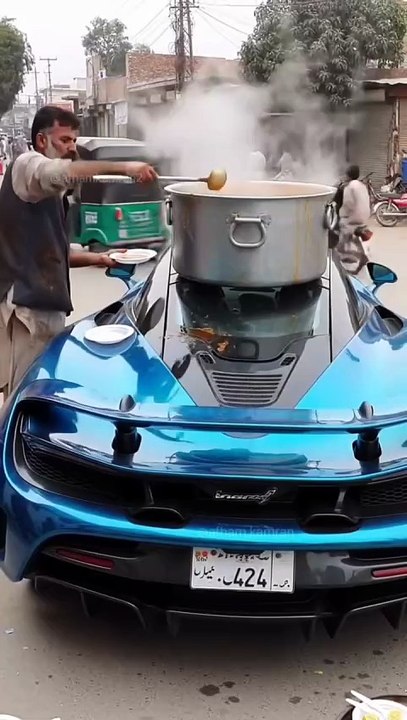COOKING ON CAR