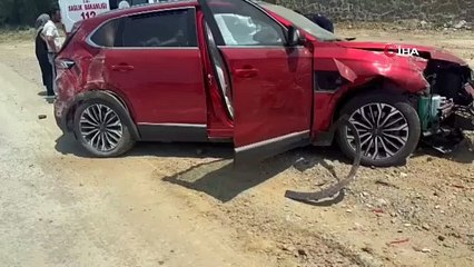 Yalova'da TOGG Marka Otomobil 4 Metre Yükseklikten Yola Uçtu