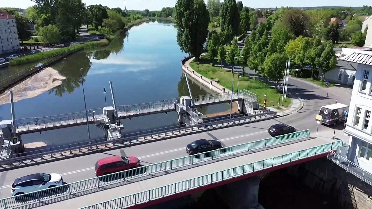 Merz: Zurückweisungen für 'Sicherheit und Ordnung' in Deutschland