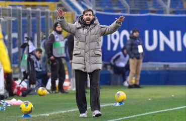 Cesc Fabregas is "learning" all the time as a manager