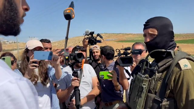 En Cisjordanie, des soldats israéliens bloquent des journalistes invités par les cinéastes de No Other Land