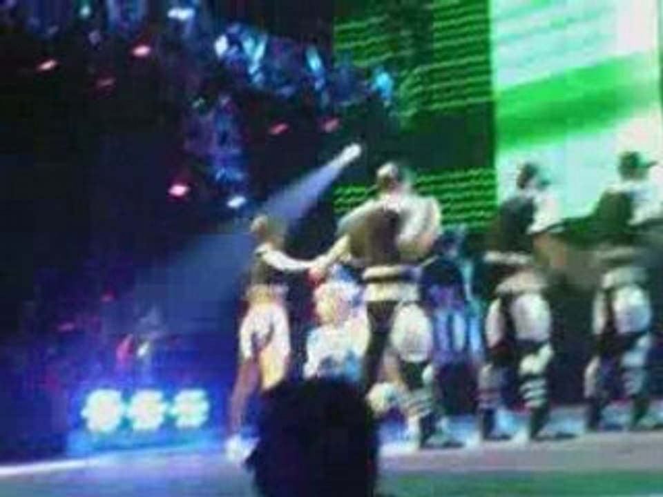 Kylie_0001