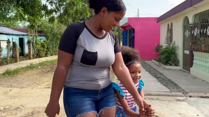 El Haitiano Compale   Un ni o bueno  VIDEO OFICIAL