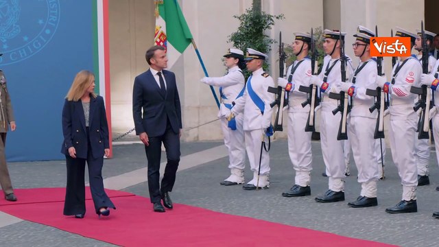 Meloni riceve Presidente francese Macron a Palazzo Chigi