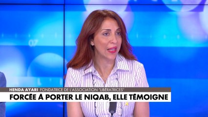 Henda Ayari raconte comment elle a été, par le passé, contrainte de porter le niqab
