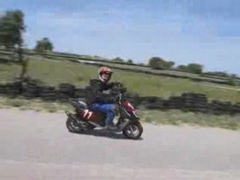 3h d'endurance scoot cyclo à moto liberté le 04 05 2008