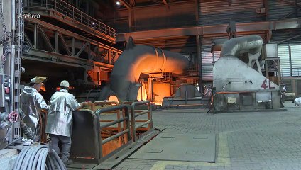 Trump firma el decreto que eleva al 50% los aranceles sobre el acero y el aluminio