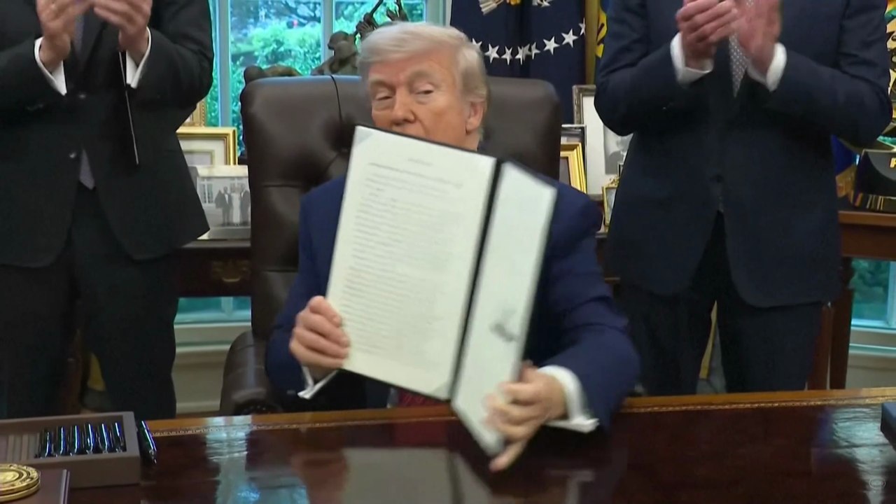 Trump eleva aranceles de acero y aluminio un 50%