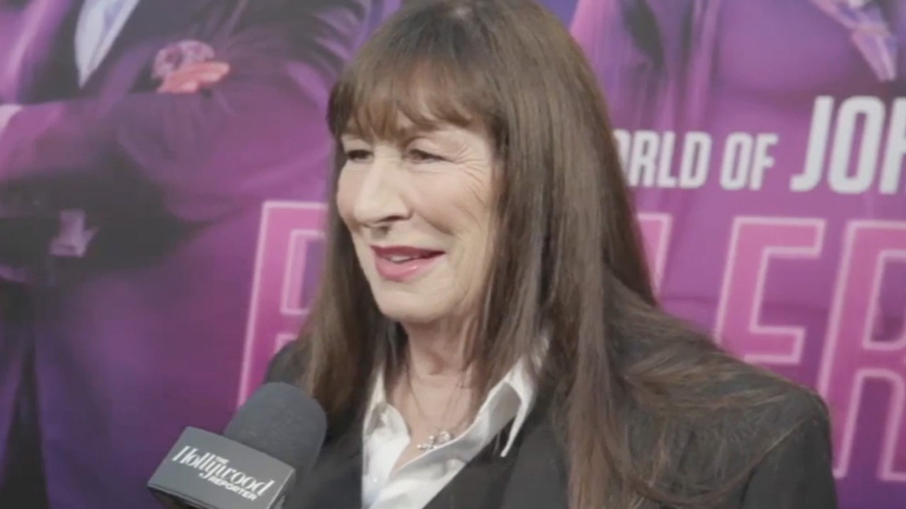Anjelica Huston on 'John Wick' Film 'Ballerina': "It's a Wonderful Franchise" | THR Video