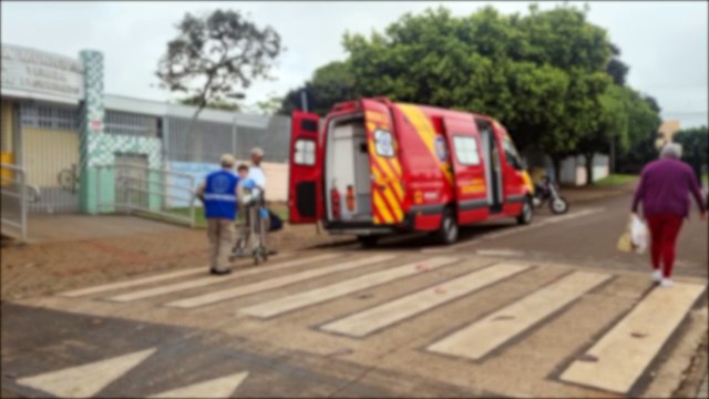 Menino de seis anos é socorrido na Escola Municipal Maria Tereza Abreu Figueiredo
