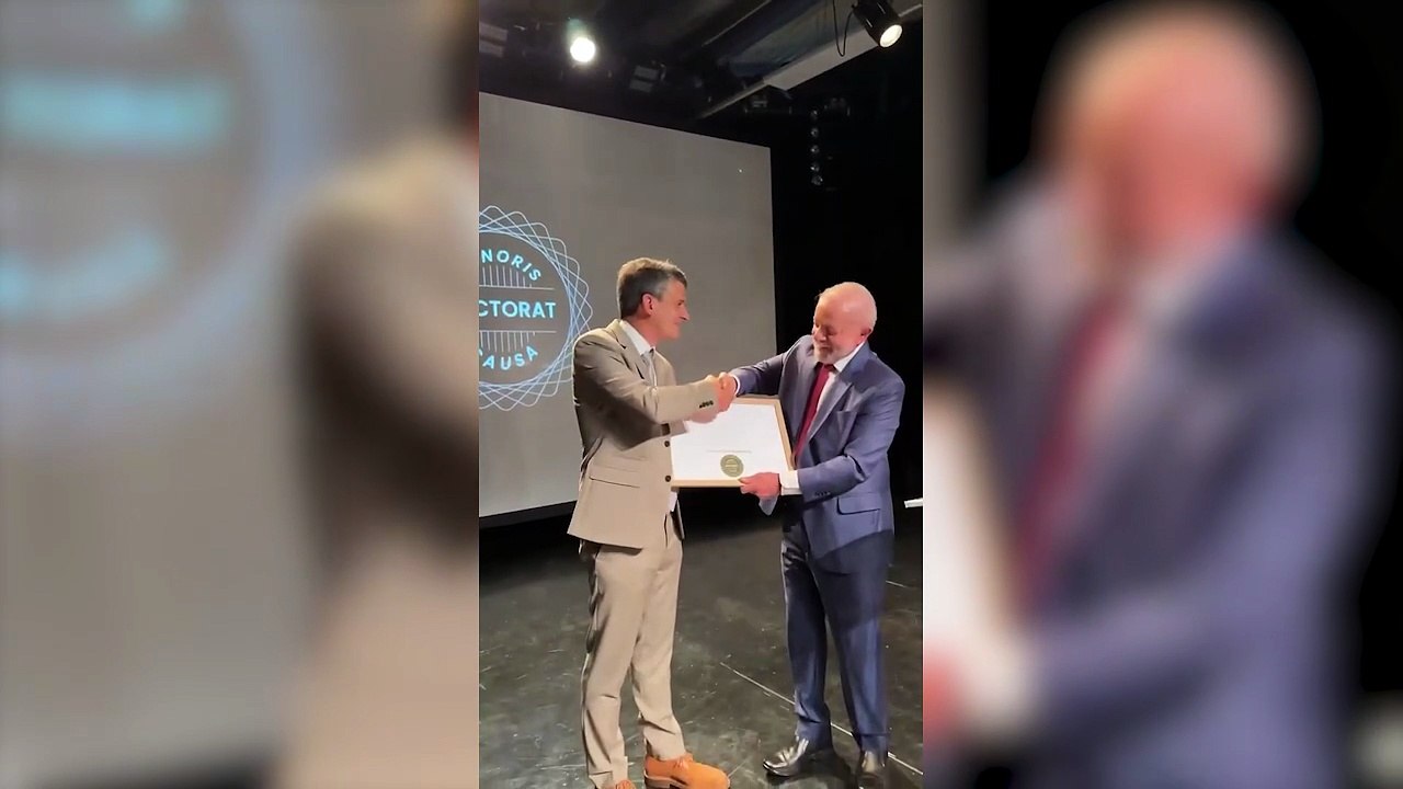 Lula recibió un doctorado "honoris causa" por "su trayectoria fuera de lo común"