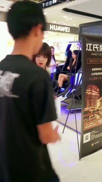 Rich heiress fell for a poor man. Everyone mocked him, yet they didn't know that he was the CEO!