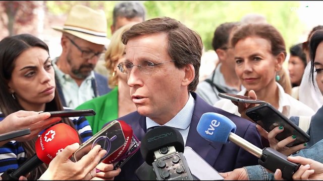 Almeida explota tras el show de Leire Díez: Nos toman por g...